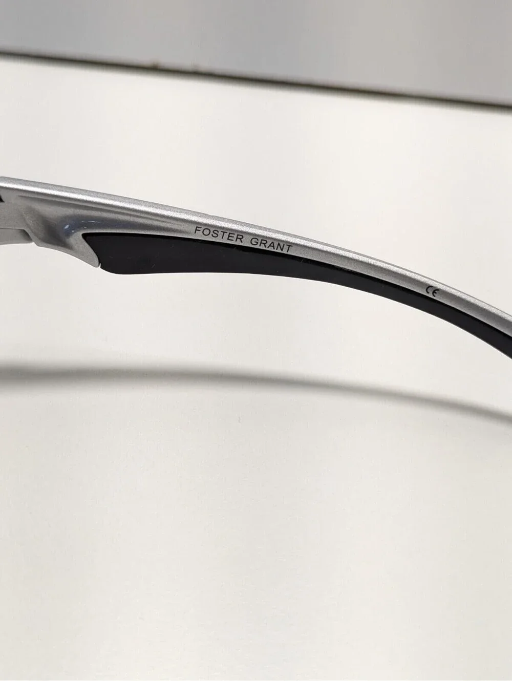 FOSTER GRANT DS1217 Black & Silver Wrap Sunglasses QP805 BLK FWM Sporty Stylish